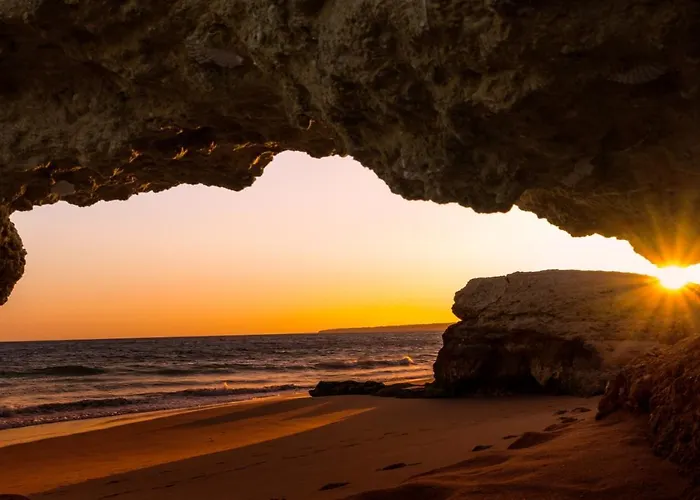 Elegant In With Private Pool. Villa Albufeira