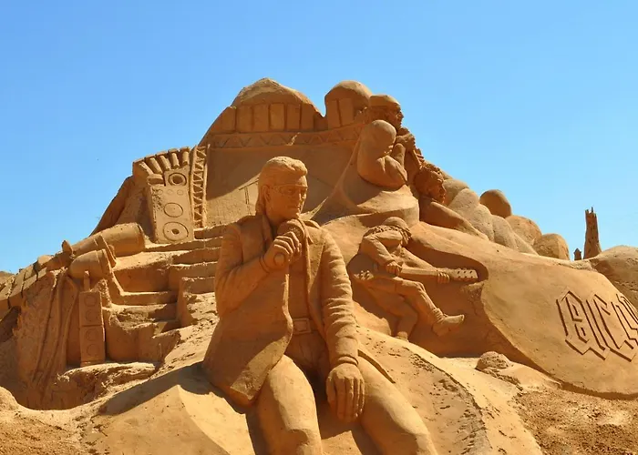 Elegant In With Private Pool. * Albufeira