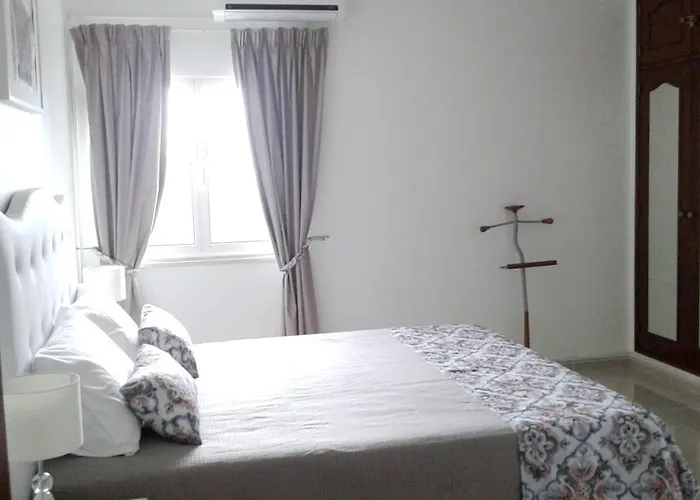 Elegant In With Private Pool.