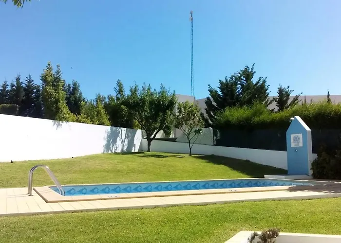 Villa Elegant In With Private Pool. Albufeira
